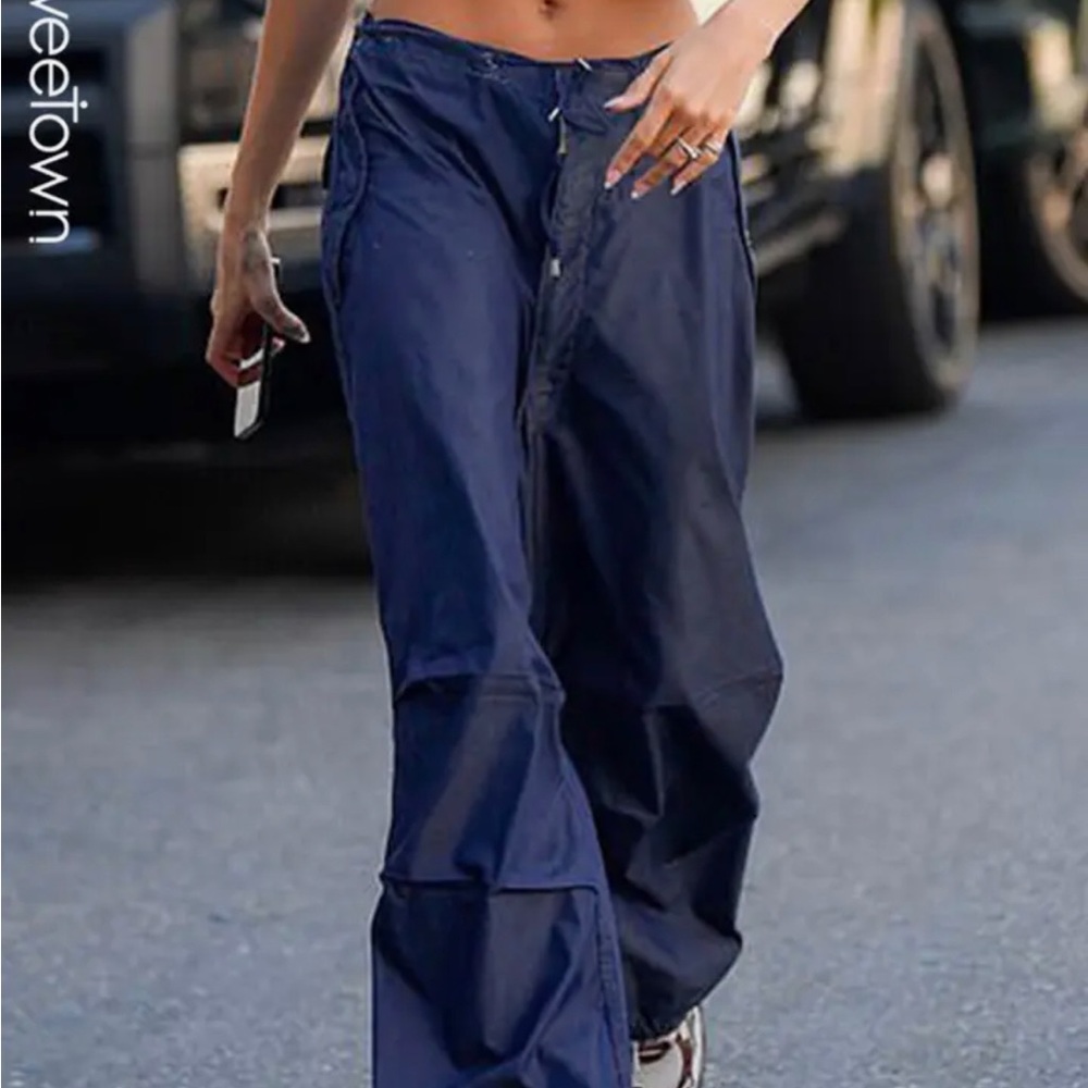 NNW ladies royal blue vinyl jogging cargo Pants, Size M
